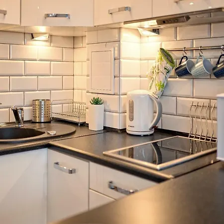 8 Pietro Ul Wielkopolska Apartment Szczecin